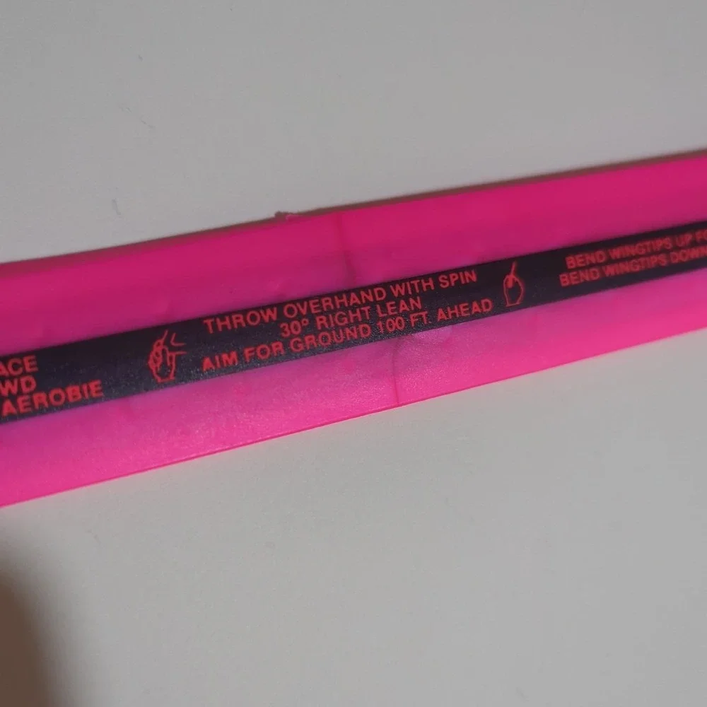 Vintage Aerobie orbiter By‎ Alan Adler Triangle Pink 90's